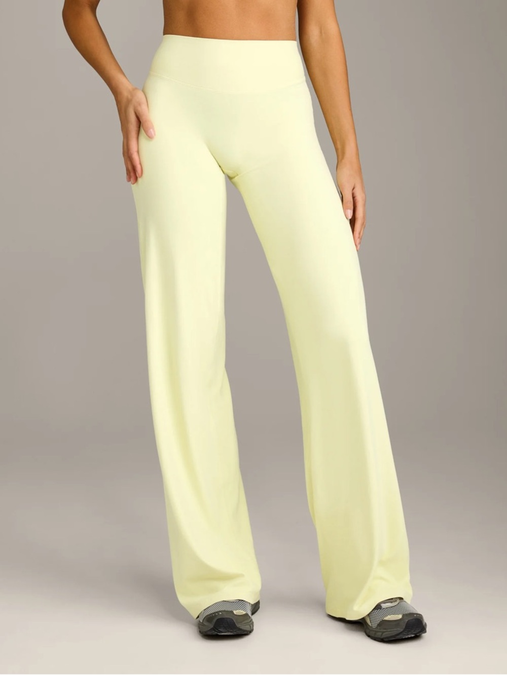 Oner Active SoftMotion straight leg pant - small SHORT
